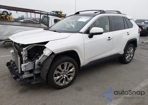 2021 Toyota Rav4 Limited z USA, uszkodzony, nr VIN JTMY1RFV7MD074019